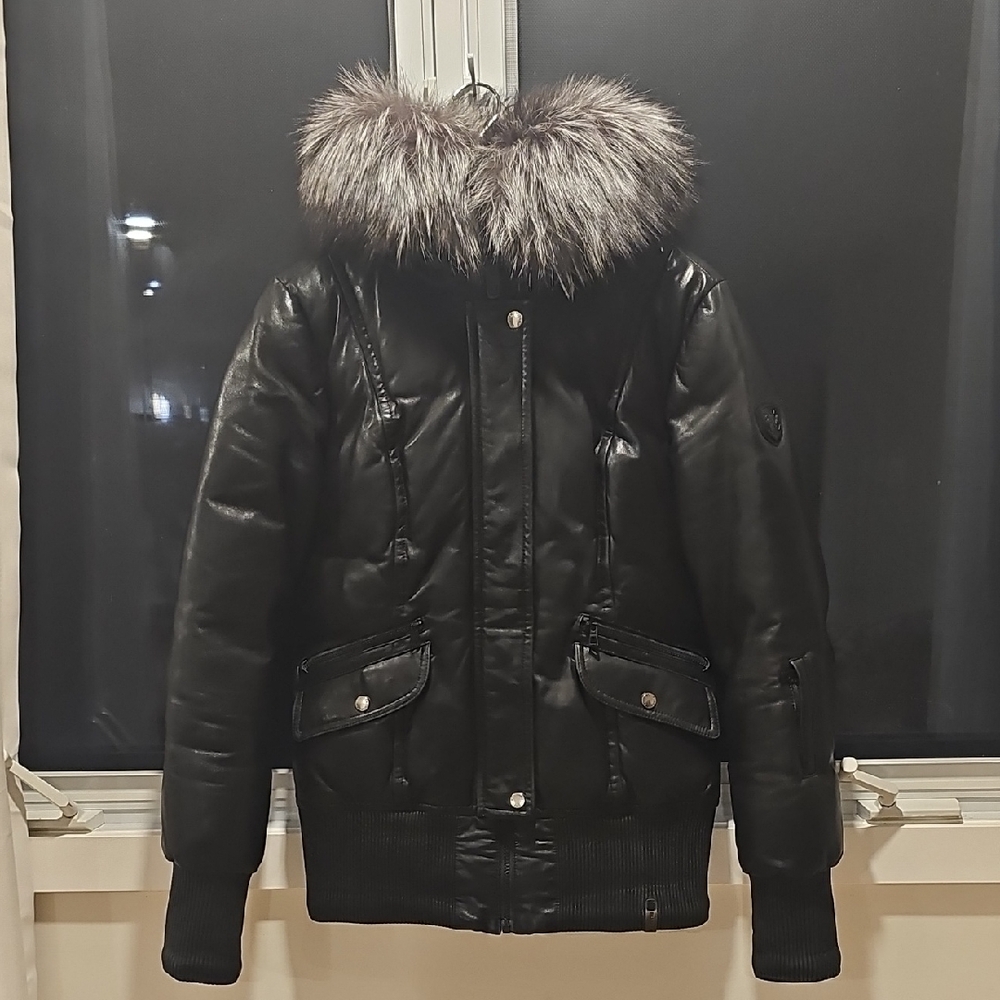 Men's Black Silver Fox Fur-Trimmed Leather Jacket